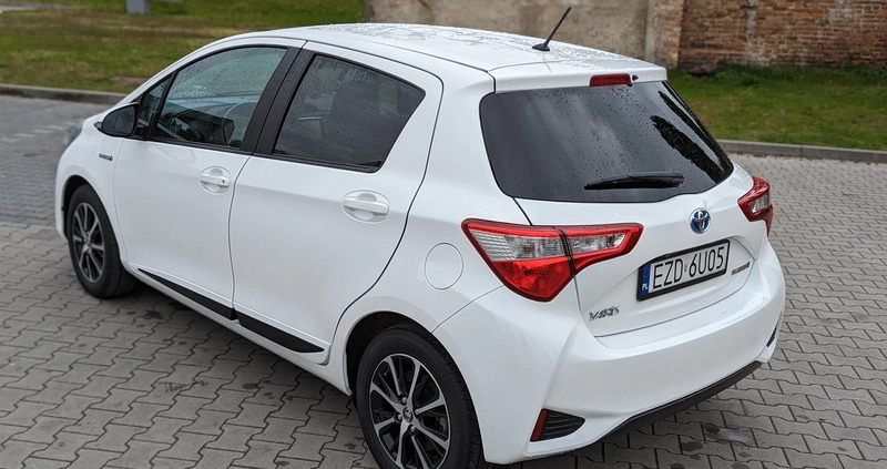 Toyota Yaris cena 61999 przebieg: 36200, rok produkcji 2019 z Krynki małe 781